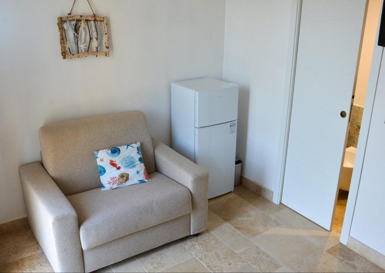 Il Casale Di Punta Prosciutto Bed and Breakfast Εξωτερικό φωτογραφία